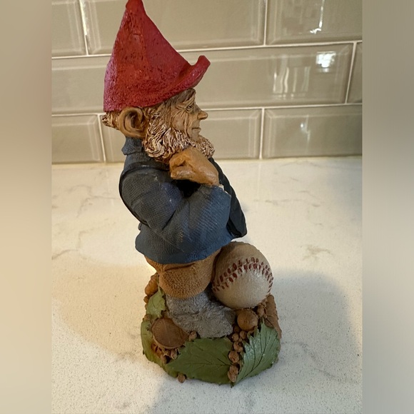 Tom Clark Gnome "UMP" Resin Figurine ~ 6 1/4"  Tall - Picture 7 of 10